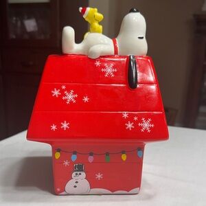 EC Snoopy Holiday snowflake bank.